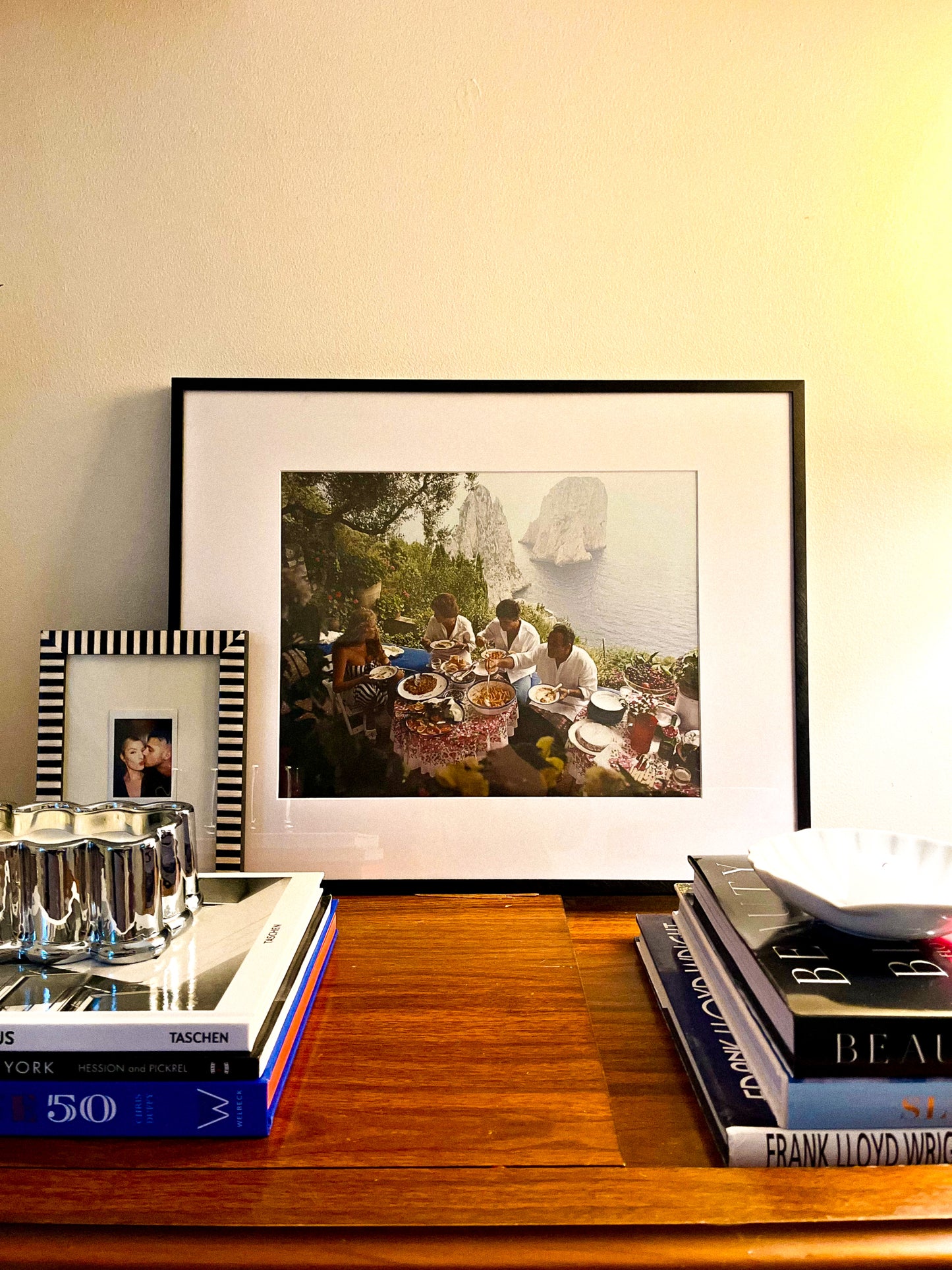 Slim Aarons "Dining Al Fresco on Capri" Framed Art Print 16" x 20"