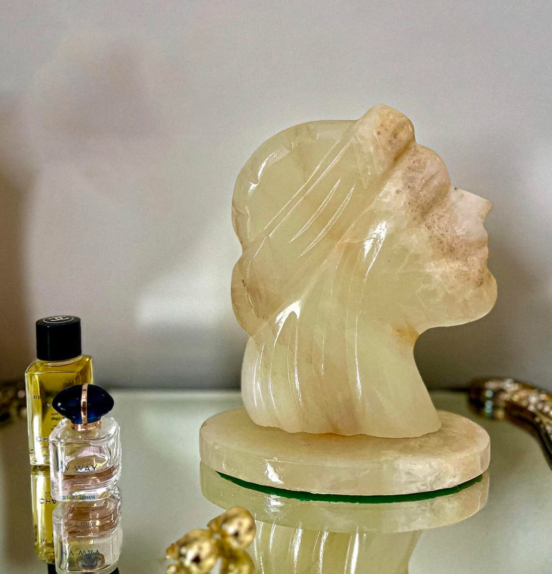 Onyx Profile Head Statue