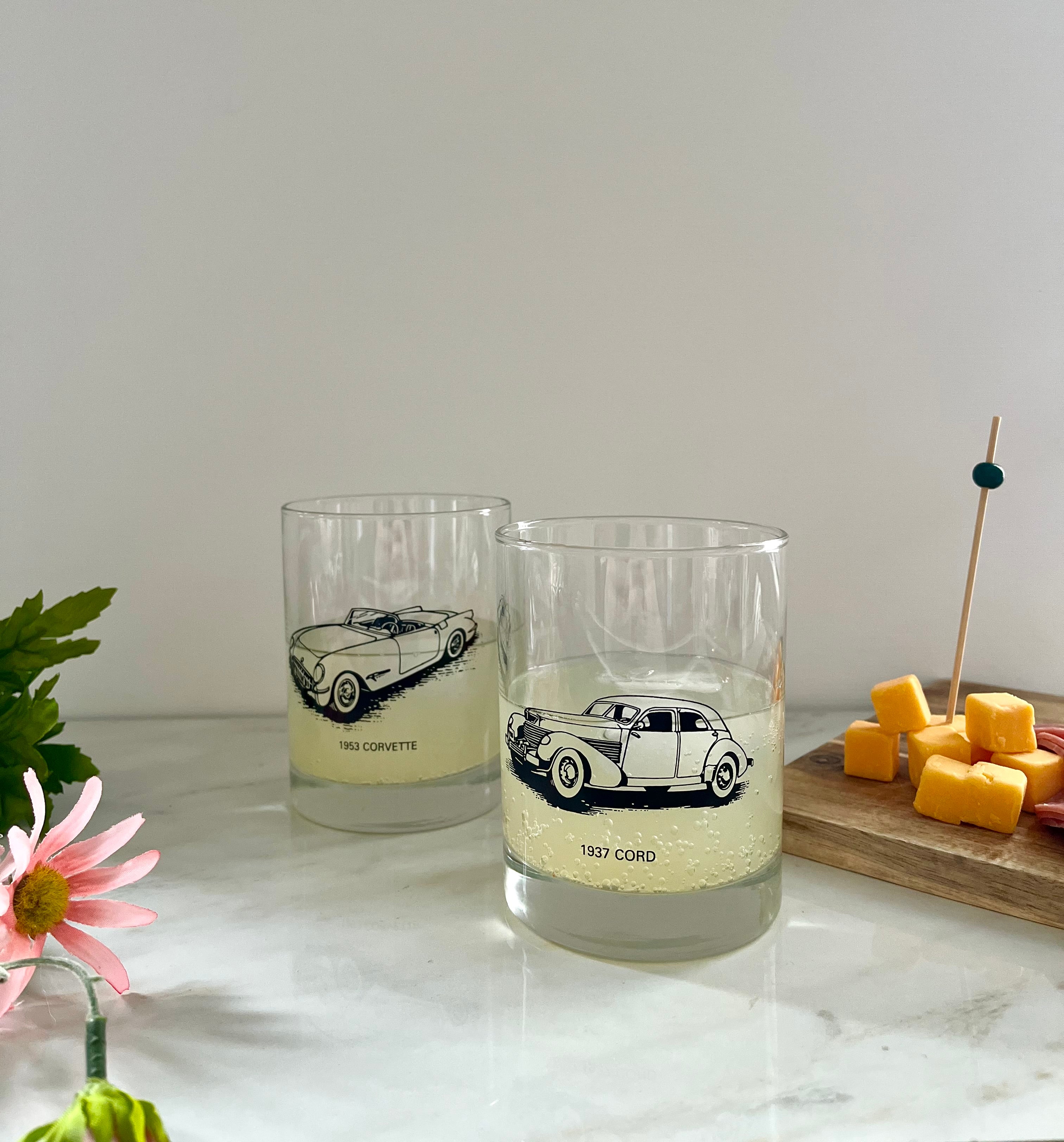 Pair of Vintage Old Car Rocks Glasses